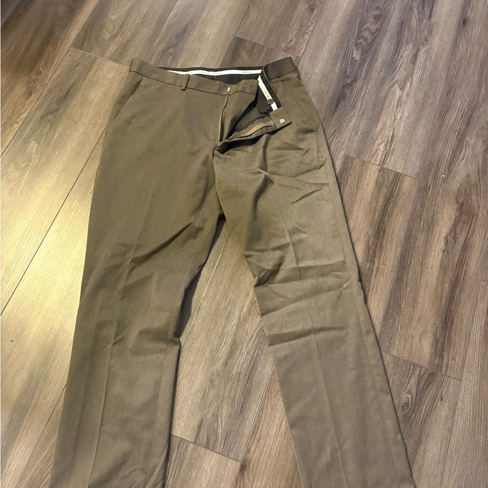 Perry Ellis Men's Tan Dress Pants